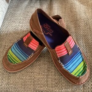 Woman’s Ariat shoes. Size 8.5